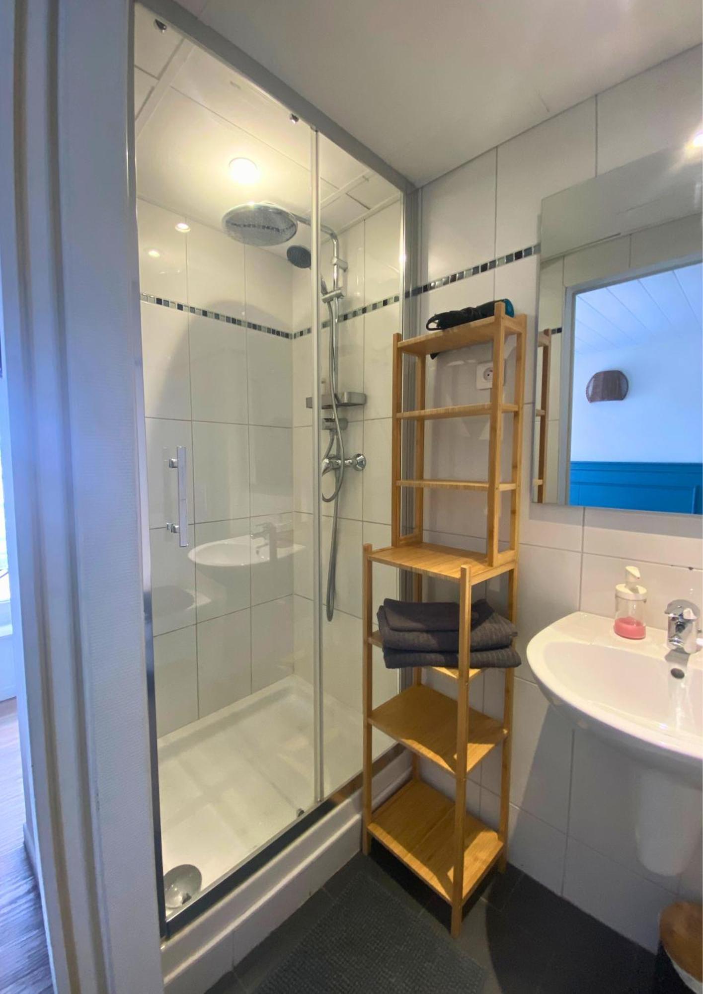 Privative Au Centre De - Proche Commodites Et Gare